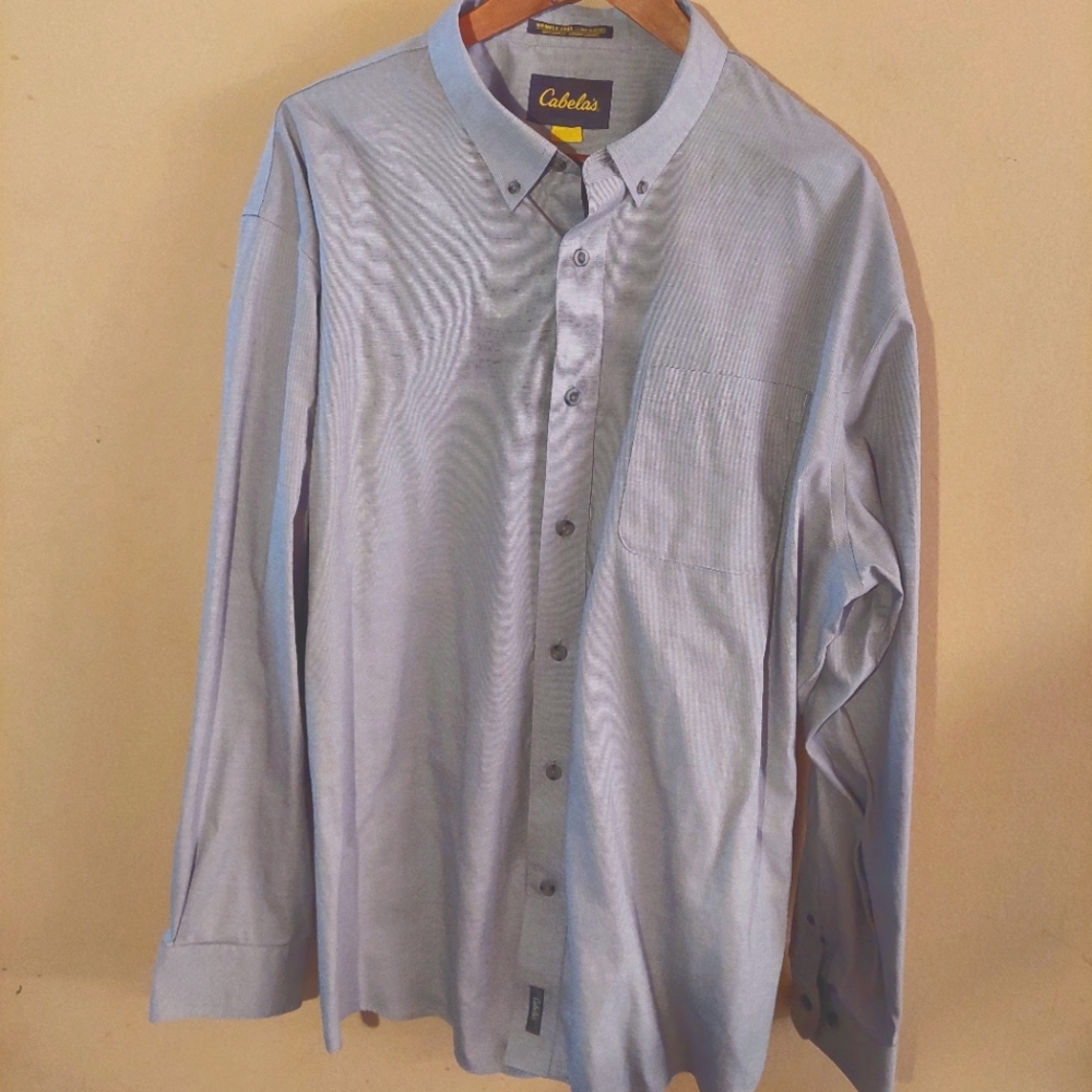 Cabela's gray Wrinkle free gray Oxford cotton button down shirt. 2XL